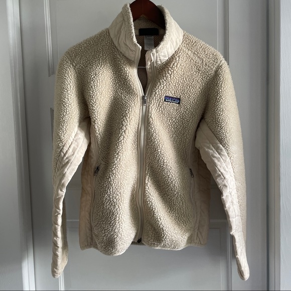 Patagonia Jackets & Blazers - Patagonia Women's M Retro Fleece Jacket Cream